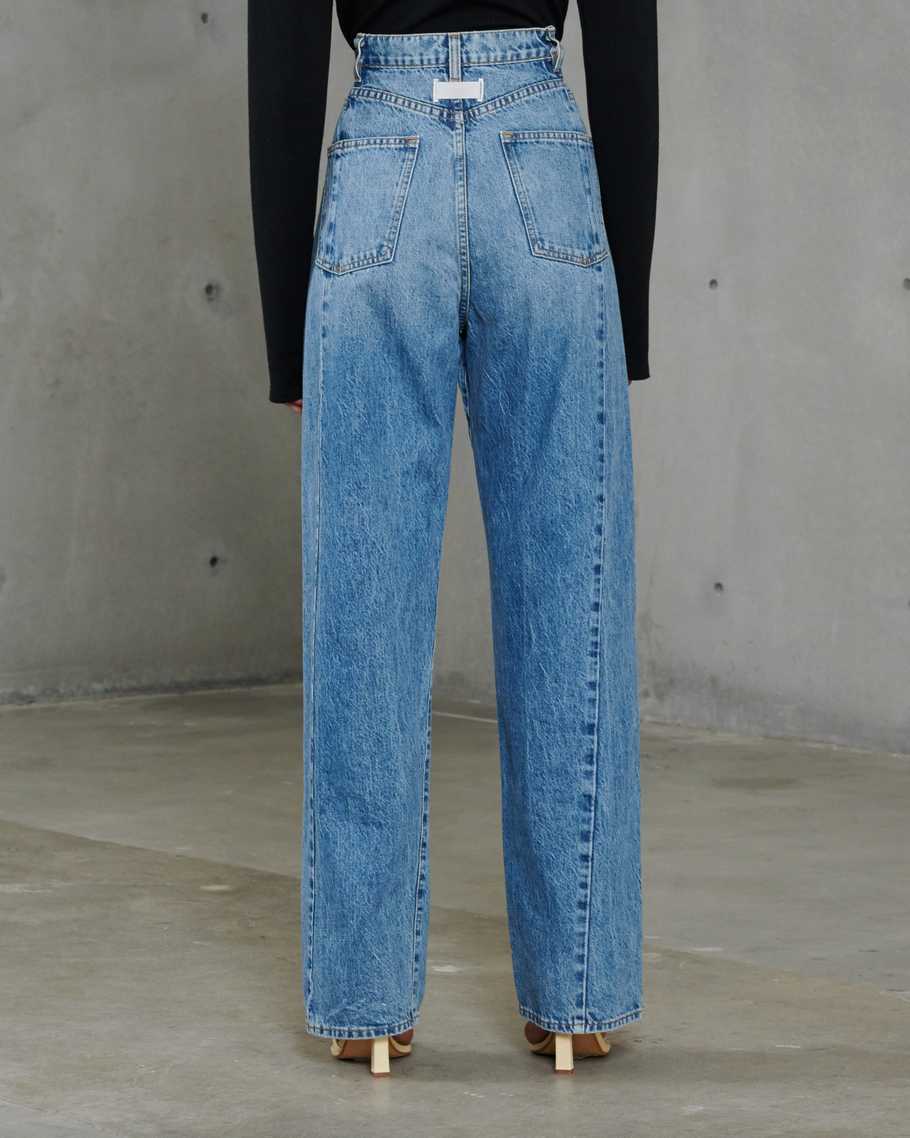 Wide Straight (Pre-Order)